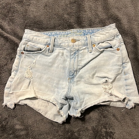 Universal Thread Jean Shorts - Picture 1 of 2